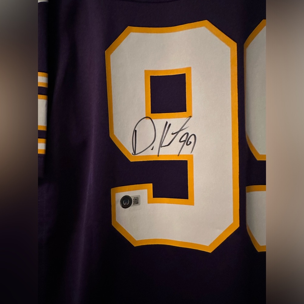 Minnesota Vikings #99 Danielle Hunter Jersey Official and Signed - Picture 5 of 6